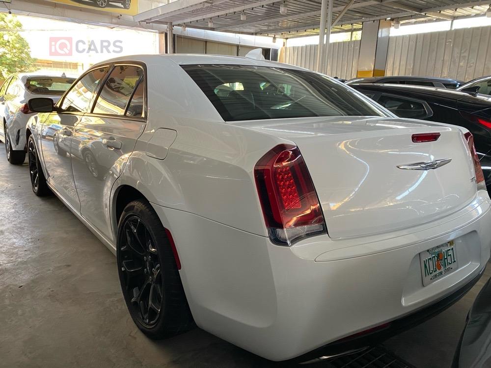 Chrysler 300